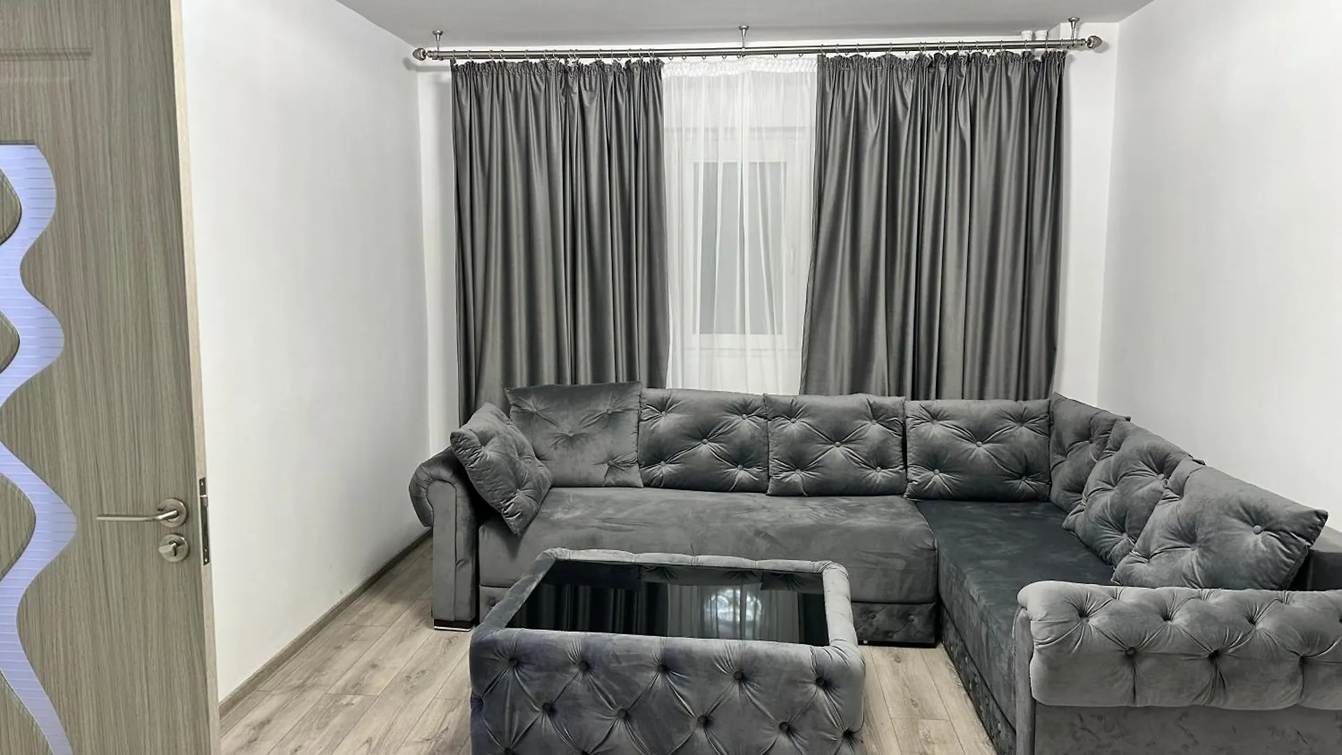 Apartment Apartament Cu 2 Camere Bucharest